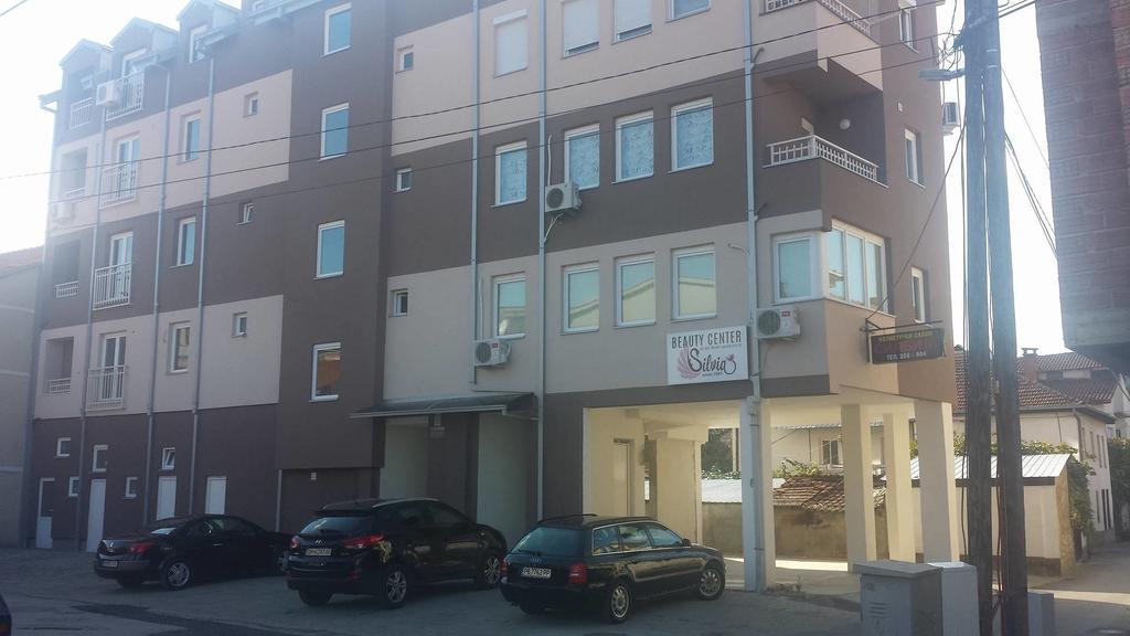Apartments Nemo Delux Ohrid Exterior photo